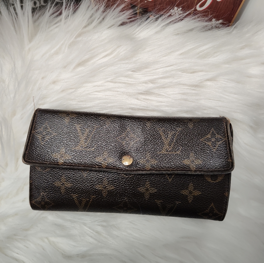 🤎 Vintage UC Louis Vuitton Authentic Leather Credit Card Wallet w/Coin Purse - Picture 4 of 16